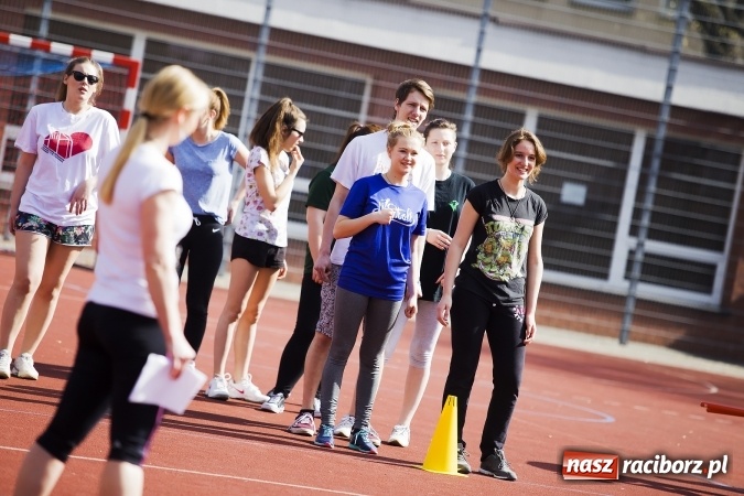 Zdjęcie w galerii na portalu naszraciborz.pl: Francuska młodzież z wizytą w Raciborzu wiadomości z regionu