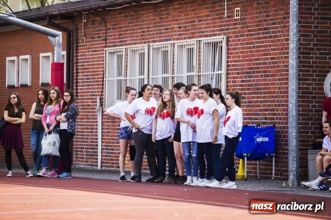 Zdjęcie w galerii na portalu naszraciborz.pl: Francuska młodzież z wizytą w Raciborzu wiadomości z regionu