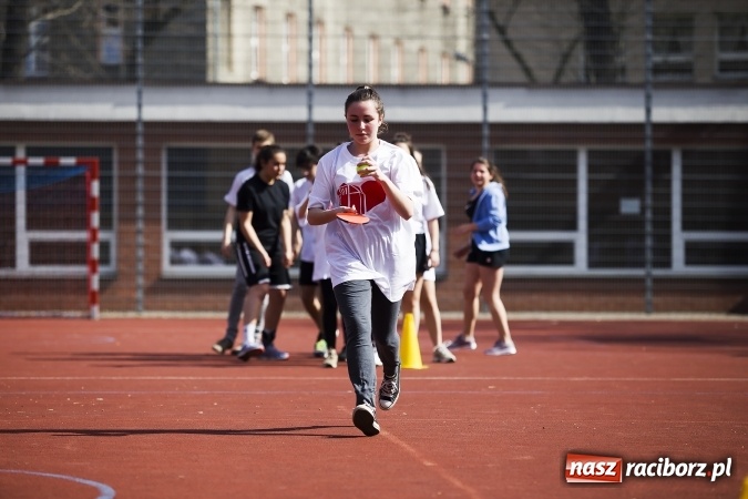 Zdjęcie w galerii na portalu naszraciborz.pl: Francuska młodzież z wizytą w Raciborzu wiadomości z regionu