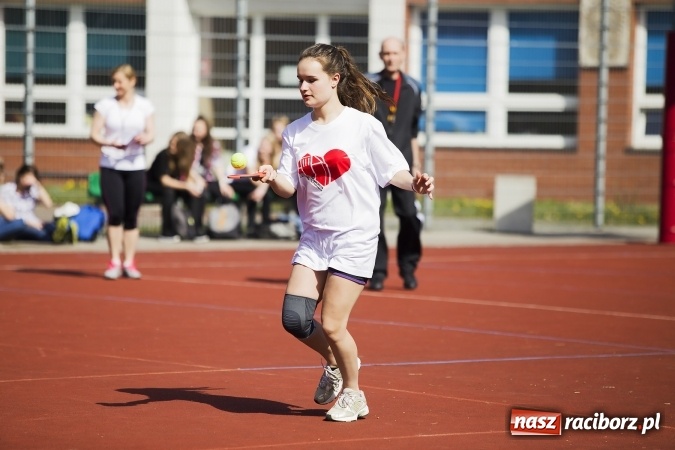 Zdjęcie w galerii na portalu naszraciborz.pl: Francuska młodzież z wizytą w Raciborzu wiadomości z regionu
