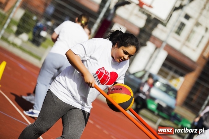 Zdjęcie w galerii na portalu naszraciborz.pl: Francuska młodzież z wizytą w Raciborzu wiadomości z regionu