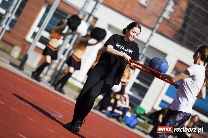 Zdjęcie w galerii na portalu naszraciborz.pl: Francuska młodzież z wizytą w Raciborzu wiadomości z regionu