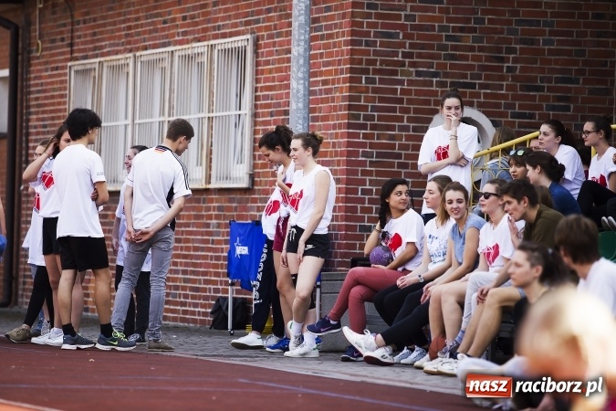 Zdjęcie w galerii na portalu naszraciborz.pl: Francuska młodzież z wizytą w Raciborzu wiadomości z regionu