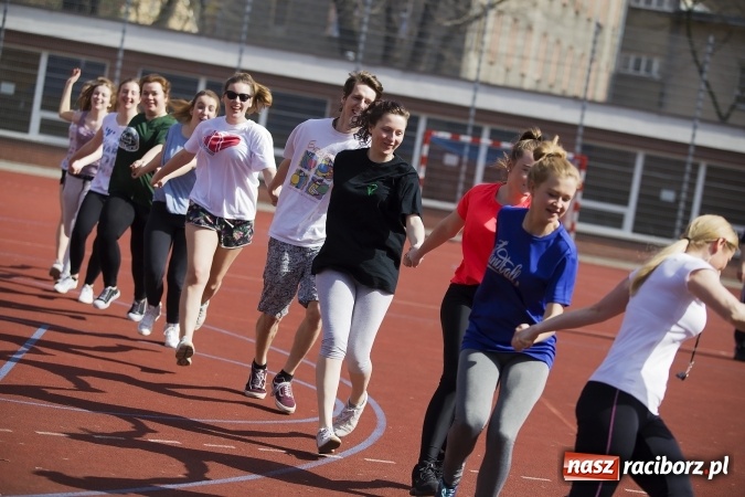 Zdjęcie w galerii na portalu naszraciborz.pl: Francuska młodzież z wizytą w Raciborzu wiadomości z regionu