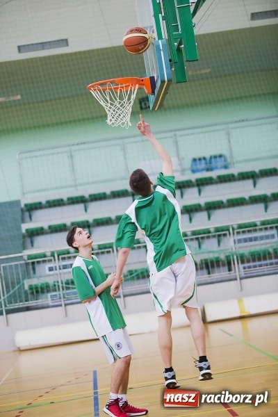 Zdjęcie w galerii na portalu naszraciborz.pl: Finały Miejskich Rozgrywek Koszykówki Chłopców Szkół Gimnazjalnych wiadomości z regionu