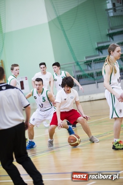 Zdjęcie w galerii na portalu naszraciborz.pl: Finały Miejskich Rozgrywek Koszykówki Chłopców Szkół Gimnazjalnych wiadomości z regionu
