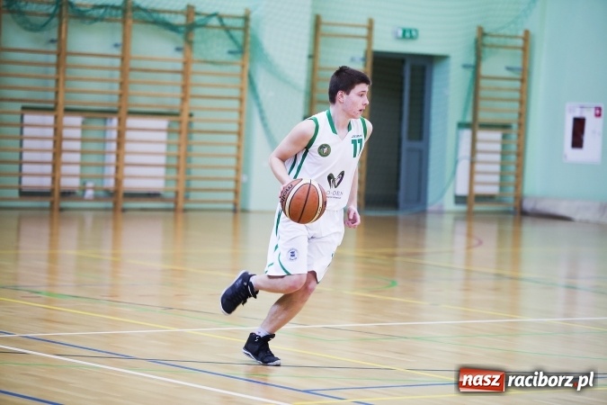 Zdjęcie w galerii na portalu naszraciborz.pl: Finały Miejskich Rozgrywek Koszykówki Chłopców Szkół Gimnazjalnych wiadomości z regionu