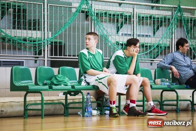 Zdjęcie w galerii na portalu naszraciborz.pl: Finały Miejskich Rozgrywek Koszykówki Chłopców Szkół Gimnazjalnych wiadomości z regionu