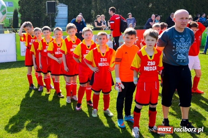 Zdjęcie w galerii na portalu naszraciborz.pl: UKS Waleczni Nędza na Pucharze Tymbarku. Ajaks Częstochowa lepszy w ćwierćfinale wiadomości z regionu