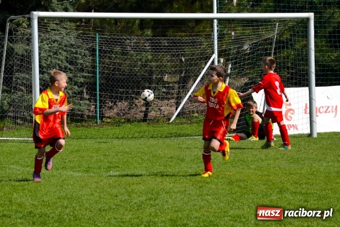Zdjęcie w galerii na portalu naszraciborz.pl: UKS Waleczni Nędza na Pucharze Tymbarku. Ajaks Częstochowa lepszy w ćwierćfinale wiadomości z regionu