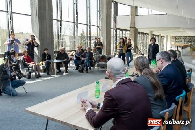 Zdjęcie w galerii na portalu naszraciborz.pl: Województwa Opolskie i Śląskie podpisały porozumienie w sprawie rozwijania współpracy w zakresie kultury  wiadomości z regionu