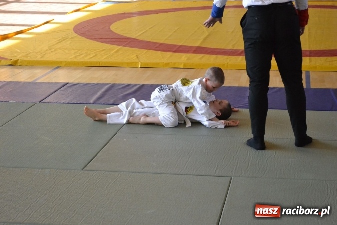 Zdjęcie w galerii na portalu naszraciborz.pl: Raciborzanie na kuźniańskich matach   wiadomości z regionu