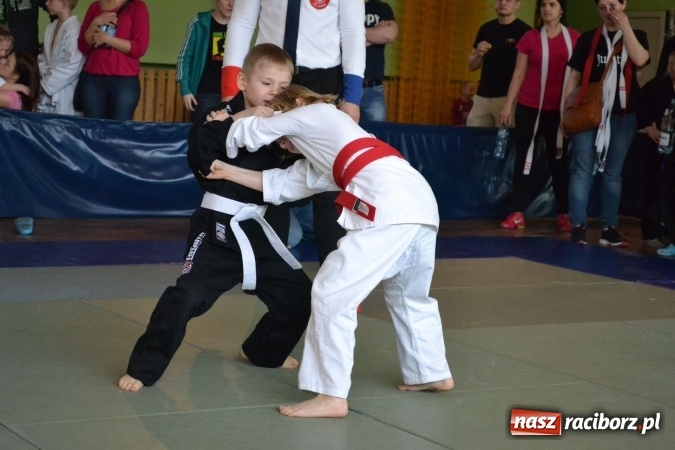 Zdjęcie w galerii na portalu naszraciborz.pl: Raciborzanie na kuźniańskich matach   wiadomości z regionu