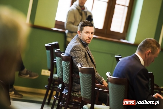 Zdjęcie w galerii na portalu naszraciborz.pl: Trzeba eliminować urzędniczą zarazę, czyli o budowaniu konkurencyjności miasta na I Forum Gospodarczym w Raciborzu wiadomości z regionu