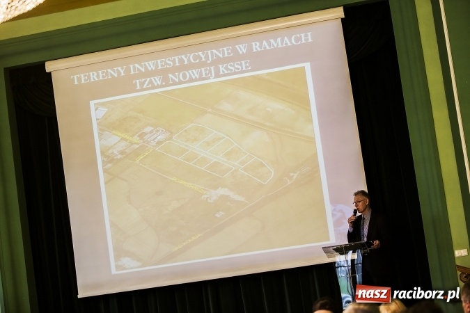 Zdjęcie w galerii na portalu naszraciborz.pl: Trzeba eliminować urzędniczą zarazę, czyli o budowaniu konkurencyjności miasta na I Forum Gospodarczym w Raciborzu wiadomości z regionu