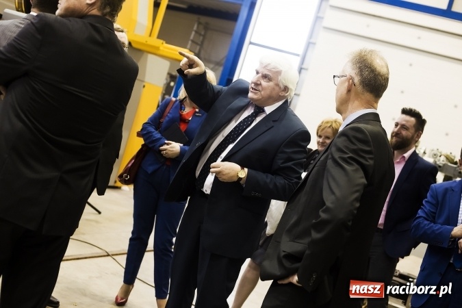 Zdjęcie w galerii na portalu naszraciborz.pl: Trzeba eliminować urzędniczą zarazę, czyli o budowaniu konkurencyjności miasta na I Forum Gospodarczym w Raciborzu wiadomości z regionu