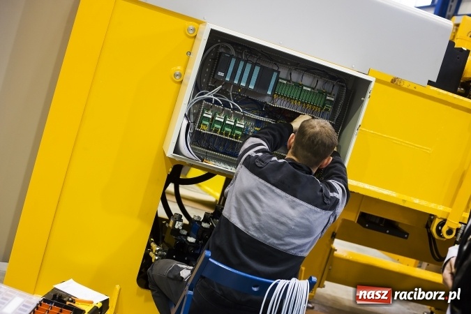 Zdjęcie w galerii na portalu naszraciborz.pl: Trzeba eliminować urzędniczą zarazę, czyli o budowaniu konkurencyjności miasta na I Forum Gospodarczym w Raciborzu wiadomości z regionu