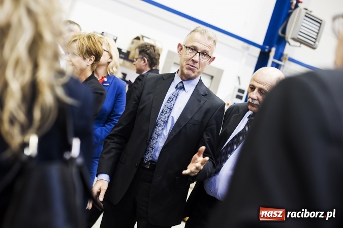 Zdjęcie w galerii na portalu naszraciborz.pl: Trzeba eliminować urzędniczą zarazę, czyli o budowaniu konkurencyjności miasta na I Forum Gospodarczym w Raciborzu wiadomości z regionu