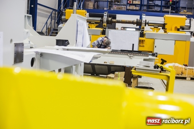 Zdjęcie w galerii na portalu naszraciborz.pl: Trzeba eliminować urzędniczą zarazę, czyli o budowaniu konkurencyjności miasta na I Forum Gospodarczym w Raciborzu wiadomości z regionu