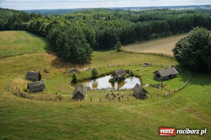 Zdjęcie w galerii na portalu naszraciborz.pl: ADAPCIAK 2016... ruszyły zapisy na kultowy obóz ze sztuką i przygodą! wiadomości z regionu