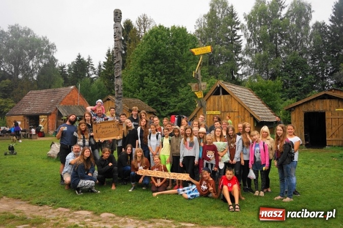 Zdjęcie w galerii na portalu naszraciborz.pl: ADAPCIAK 2016... ruszyły zapisy na kultowy obóz ze sztuką i przygodą! wiadomości z regionu