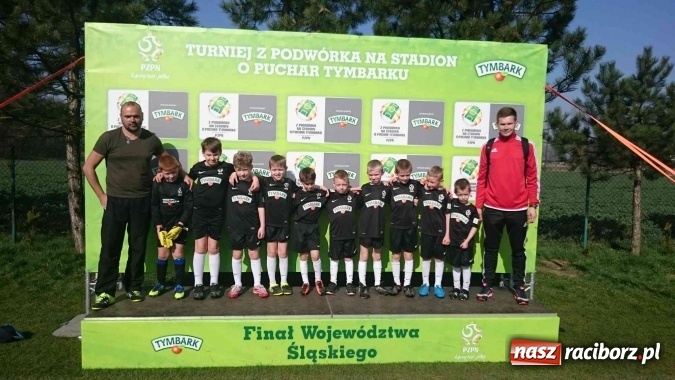 Zdjęcie w galerii na portalu naszraciborz.pl: Najmłodsze piłkarki z Pawłowa wicemistrzyniami Śląska wiadomości z regionu