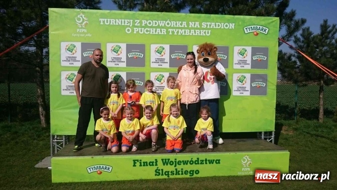 Zdjęcie w galerii na portalu naszraciborz.pl: Najmłodsze piłkarki z Pawłowa wicemistrzyniami Śląska wiadomości z regionu