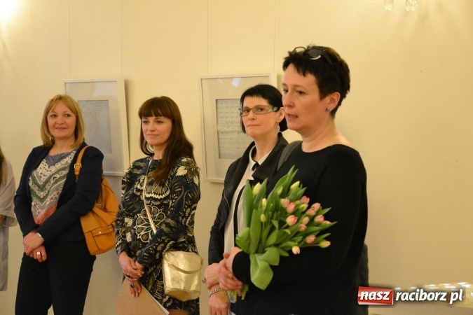 Zdjęcie w galerii na portalu naszraciborz.pl: PALIMPSESTY - wernisaż prac Joanny Apanowicz na zamku wiadomości z regionu