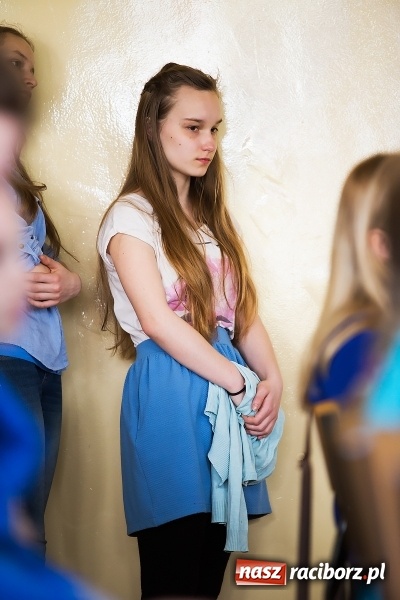 Zdjęcie w galerii na portalu naszraciborz.pl: SP 1. Obchody Dnia Świadomości Autyzmu wiadomości z regionu