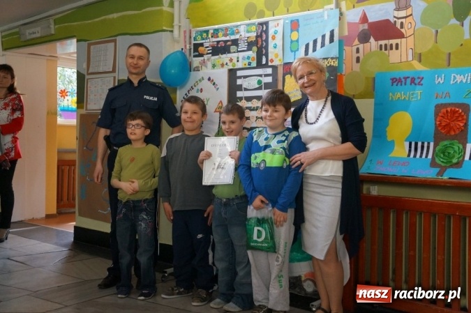 Zdjęcie w galerii na portalu naszraciborz.pl: Jestem bezpieczny na drodze - ZSS i policjanci zorganizowali konkurs plastyczny dla uczniów  wiadomości z regionu