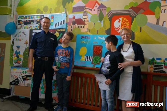Zdjęcie w galerii na portalu naszraciborz.pl: Jestem bezpieczny na drodze - ZSS i policjanci zorganizowali konkurs plastyczny dla uczniów  wiadomości z regionu