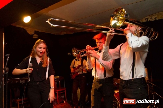 Zdjęcie w galerii na portalu naszraciborz.pl: Ostatnia bitwa kapel już za nami - FOTORELACJA wiadomości z regionu