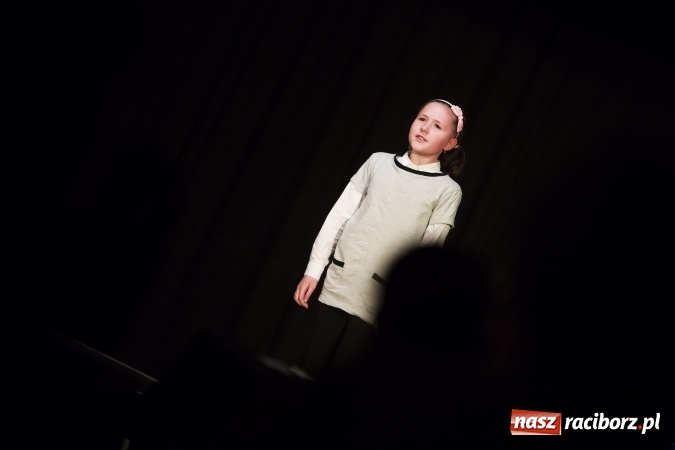 Zdjęcie w galerii na portalu naszraciborz.pl: Powiatowy Konkurs Recytatorski - znamy wyniki wiadomości z regionu