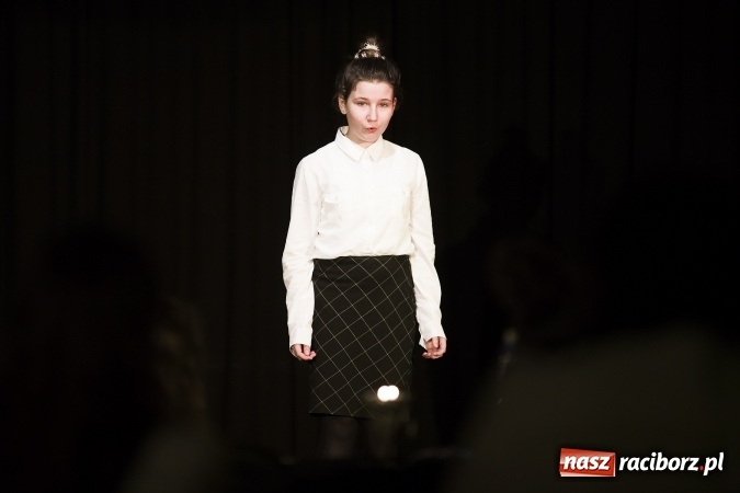 Zdjęcie w galerii na portalu naszraciborz.pl: Powiatowy Konkurs Recytatorski - znamy wyniki wiadomości z regionu