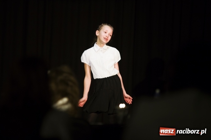 Zdjęcie w galerii na portalu naszraciborz.pl: Powiatowy Konkurs Recytatorski - znamy wyniki wiadomości z regionu