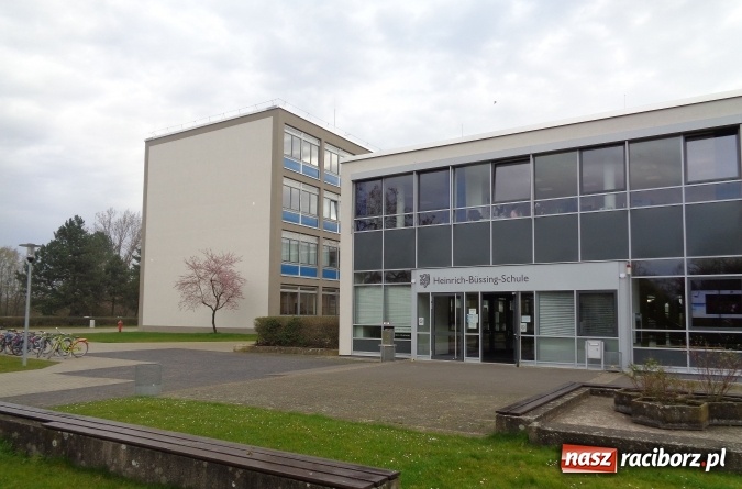 Zdjęcie w galerii na portalu naszraciborz.pl: Raciborzanie zdobędą doświadczenie w PTB. Jest tu najdokładniejszy zegar atomowy wiadomości z regionu