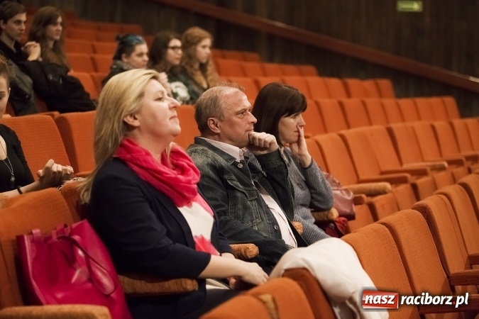 Zdjęcie w galerii na portalu naszraciborz.pl: Koncert zespołu Liarman w szkole muzycznej wiadomości z regionu