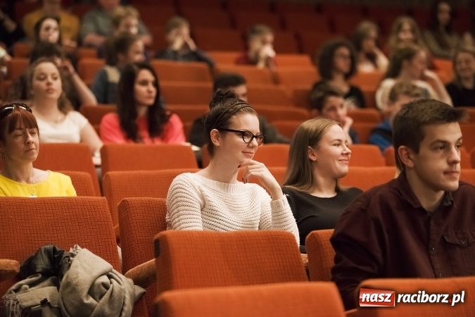 Zdjęcie w galerii na portalu naszraciborz.pl: Koncert zespołu Liarman w szkole muzycznej wiadomości z regionu