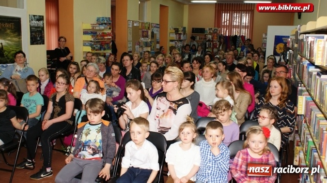 Zdjęcie w galerii na portalu naszraciborz.pl: Baśnie braci Grimm - raciborska biblioteka rozstrzygnęła konkurs plastyczny wiadomości z regionu