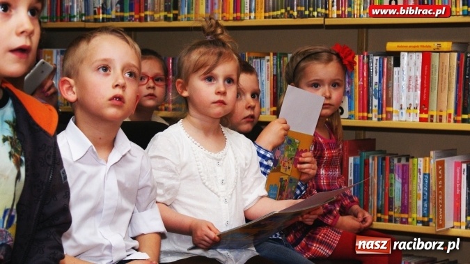 Zdjęcie w galerii na portalu naszraciborz.pl: Baśnie braci Grimm - raciborska biblioteka rozstrzygnęła konkurs plastyczny wiadomości z regionu