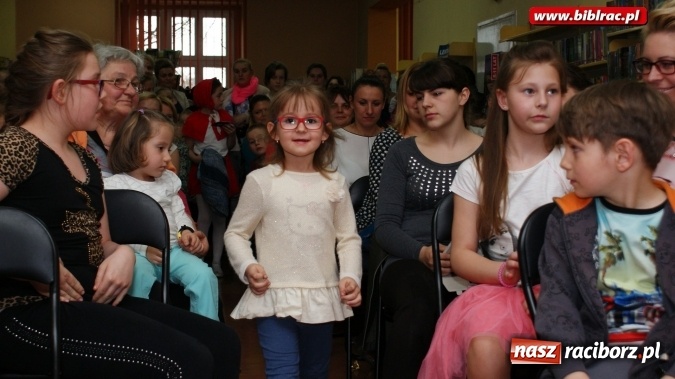 Zdjęcie w galerii na portalu naszraciborz.pl: Baśnie braci Grimm - raciborska biblioteka rozstrzygnęła konkurs plastyczny wiadomości z regionu