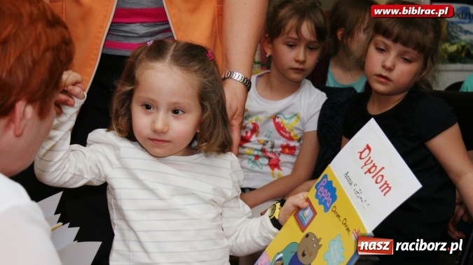 Zdjęcie w galerii na portalu naszraciborz.pl: Baśnie braci Grimm - raciborska biblioteka rozstrzygnęła konkurs plastyczny wiadomości z regionu