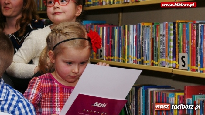 Zdjęcie w galerii na portalu naszraciborz.pl: Baśnie braci Grimm - raciborska biblioteka rozstrzygnęła konkurs plastyczny wiadomości z regionu