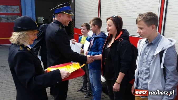 Zdjęcie w galerii na portalu naszraciborz.pl: Sukces uczniów Gimnazjum nr 5 w Turnieju Wiedzy Pożarniczej   wiadomości z regionu