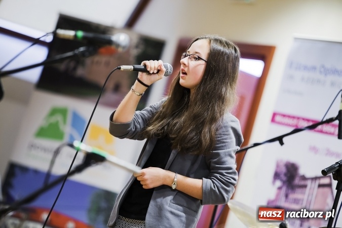 Zdjęcie w galerii na portalu naszraciborz.pl: Trwają przesłuchania do IV Ogólnopolskiego Konkursu Piosenki Hiszpańskojęzycznej wiadomości z regionu