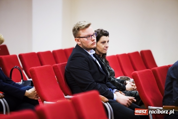 Zdjęcie w galerii na portalu naszraciborz.pl: Trwają przesłuchania do IV Ogólnopolskiego Konkursu Piosenki Hiszpańskojęzycznej wiadomości z regionu