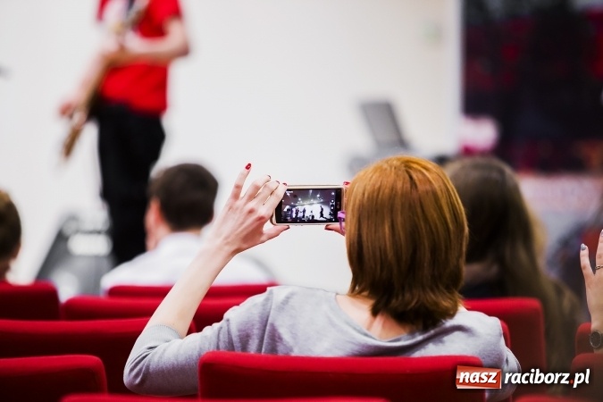 Zdjęcie w galerii na portalu naszraciborz.pl: Trwają przesłuchania do IV Ogólnopolskiego Konkursu Piosenki Hiszpańskojęzycznej wiadomości z regionu