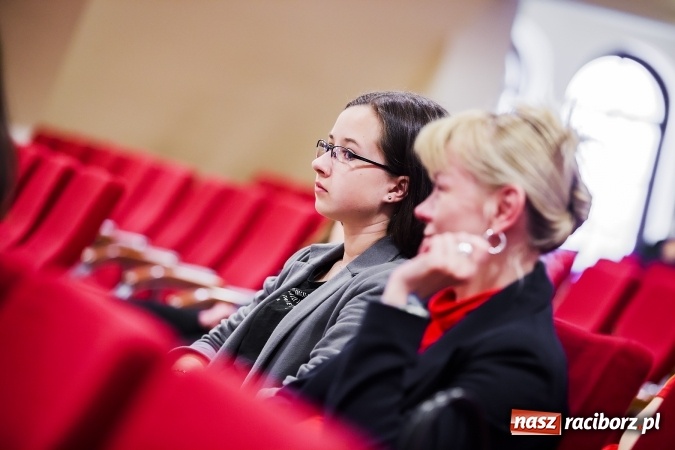 Zdjęcie w galerii na portalu naszraciborz.pl: Trwają przesłuchania do IV Ogólnopolskiego Konkursu Piosenki Hiszpańskojęzycznej wiadomości z regionu