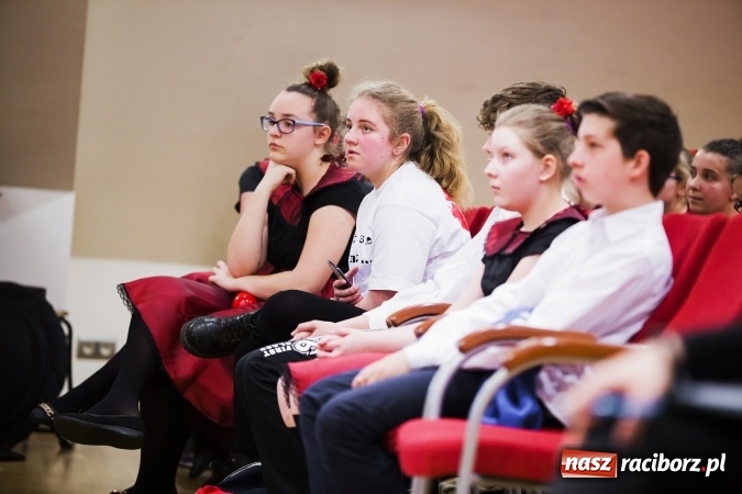 Zdjęcie w galerii na portalu naszraciborz.pl: Trwają przesłuchania do IV Ogólnopolskiego Konkursu Piosenki Hiszpańskojęzycznej wiadomości z regionu