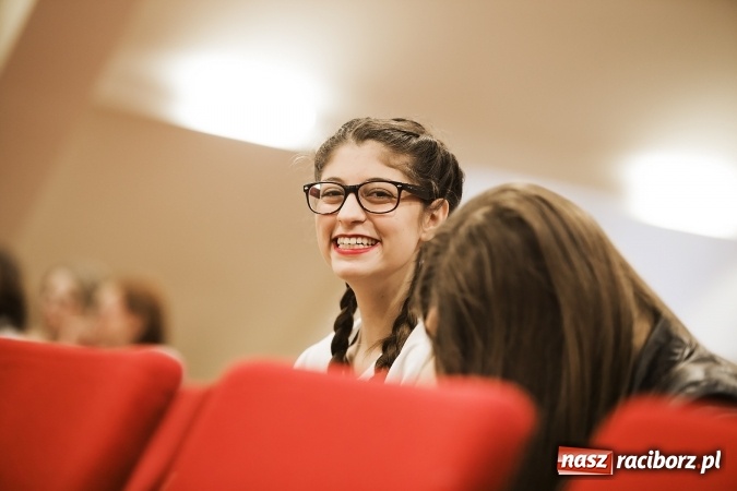 Zdjęcie w galerii na portalu naszraciborz.pl: Trwają przesłuchania do IV Ogólnopolskiego Konkursu Piosenki Hiszpańskojęzycznej wiadomości z regionu